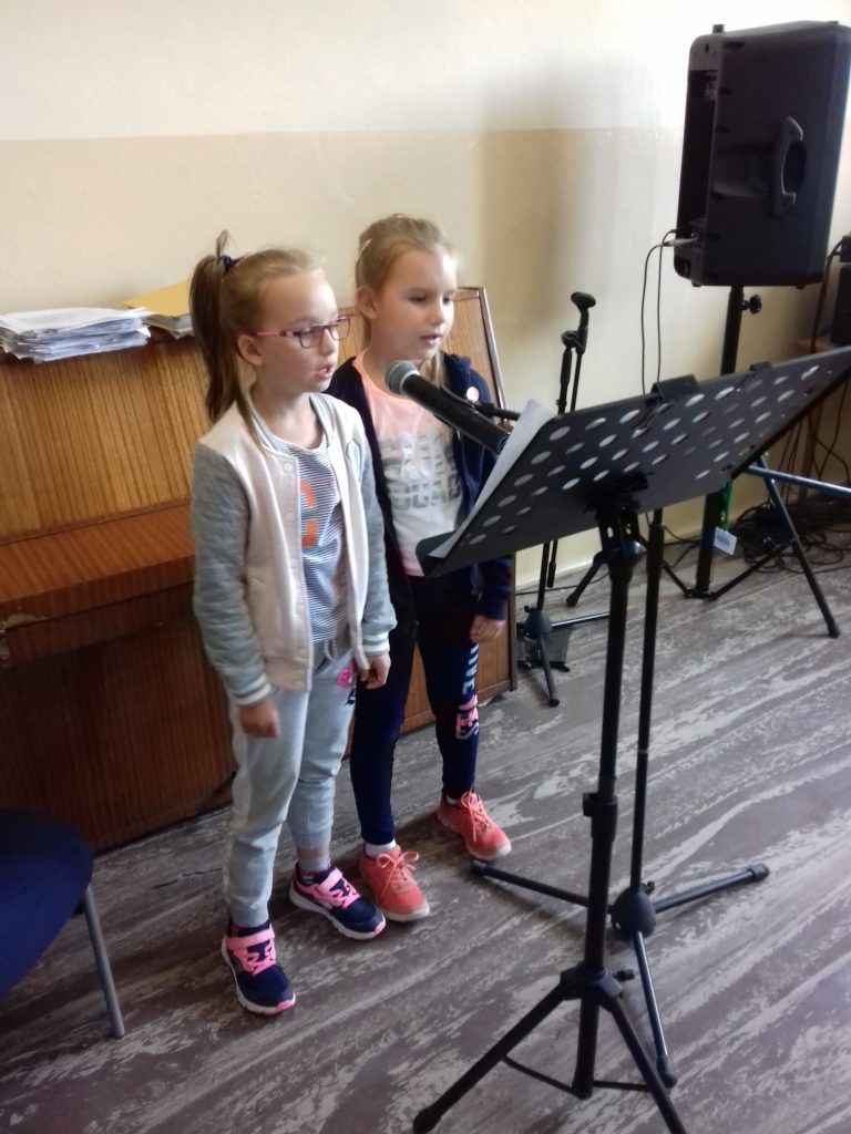 36176860_471911536566620_7114639074152939520_n