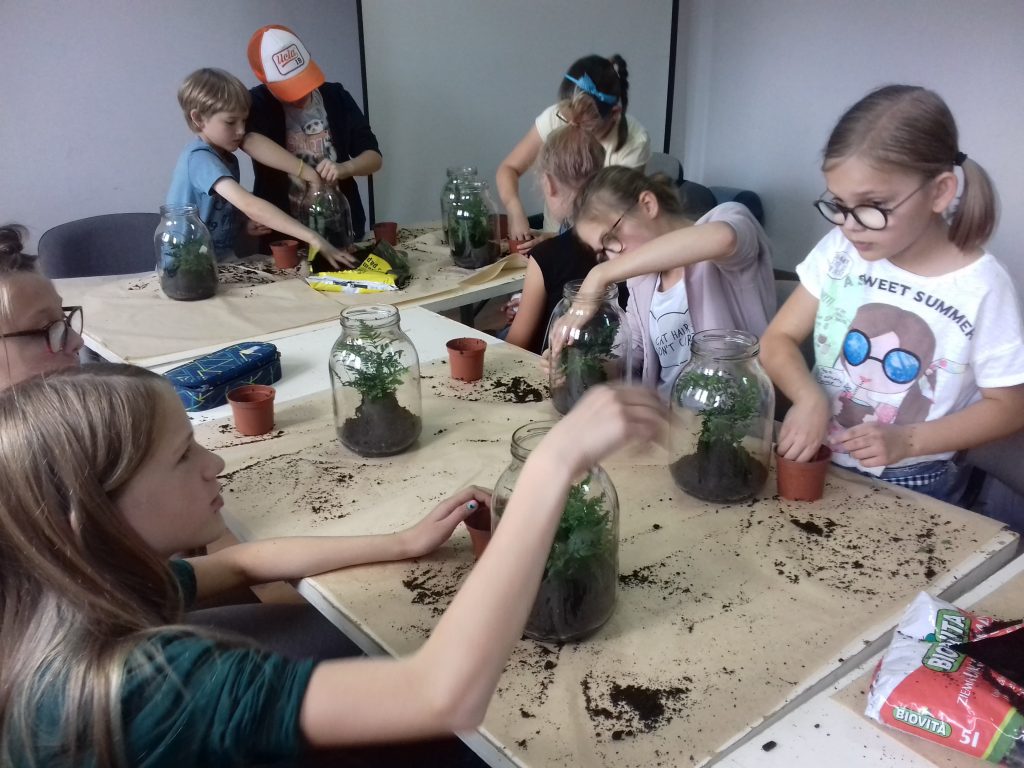 36294277_473711796386594_2908542962268897280_n